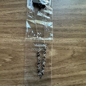 Paparazzi “Fairy Light Fashion” Black Necklace – New in Original Packaging